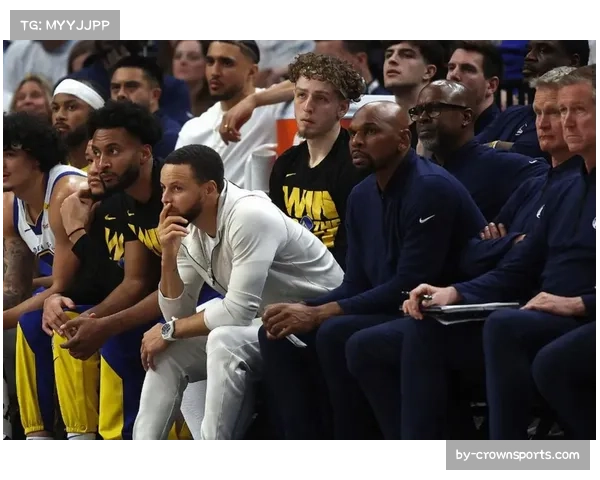 科尔寻找兼容阵容搭配 逐步恢复库里至首发位置